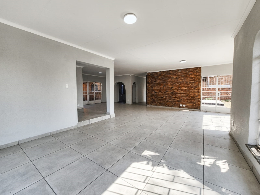 3 Bedroom Property for Sale in Vaalpark Free State